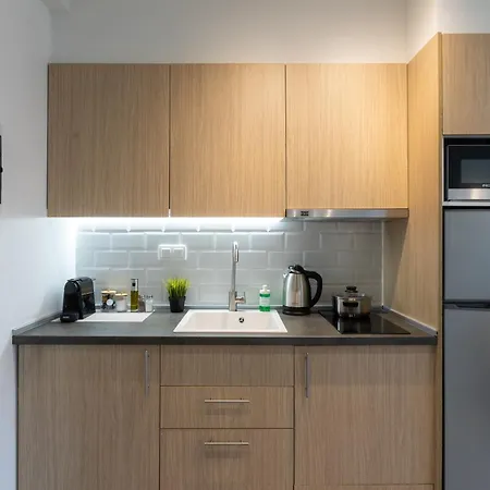 Homevision - Ladadika Insite Apartment