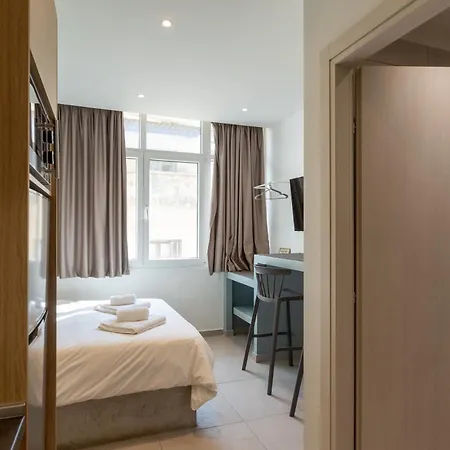 Apartment Homevision - Ladadika Insite *