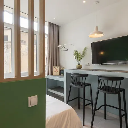 Apartment Homevision - Ladadika Insite