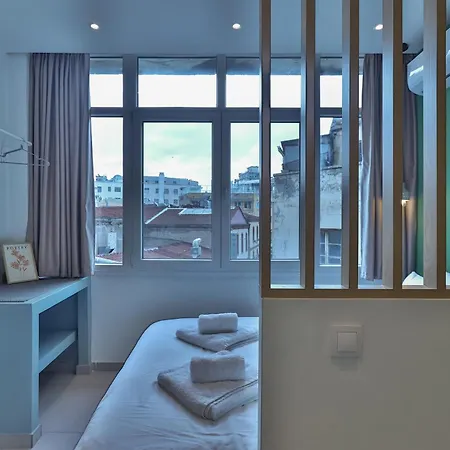 Homevision - Ladadika Insite